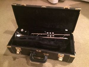 YAMAHA YTR-8345 RGS XENO PRO SILVER Bb LRG BORE TRUMPET MINT + ACCESSORIES