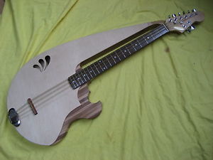 CASSANDRA ELK Design_Geierleier "de luxe"_Bouzouki_Mandola_Mittelalter_Cister