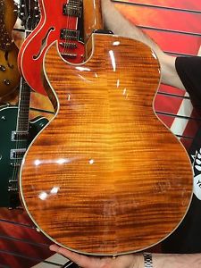 Eastman Jazz Archtop John Pisano Es175