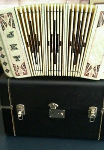 Concertina Chemnitzer Jet 52 button Italy C Squeezebox pearl white