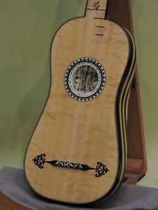 Stephen Barber & Sandi Harris: Baroque guitar Jacopo Chcchucci 1632 USED