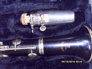 VINTAGE SELMER Eb CLARINET / SOPRANINO