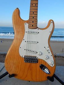 1974 Fender Stratocaster, Staggered Poles, Natural w/OHSC, Tremolo