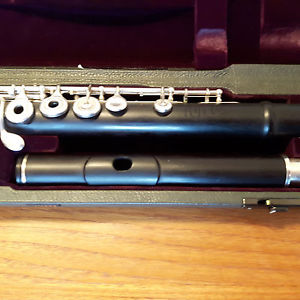 Yamaha YFL874-W Wooden flute