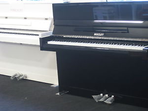 Neues Klavier nur: 1.999,- "Bentley" in schwarz - 2. Wahl- von REHA-PIANO-AURICH