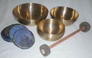 Peter Hess HIMALAYA 3 series Singing bowl set 650g,950g,2000g incl. Accessories