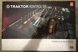 Native Instruments Traktor Kontrol S8 All-In-One DJ Controller Free Shipping