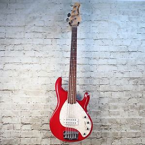 Ernie Ball Music Man Stingray Bass 5 W/ Case