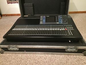 Yamaha LS9-32 Digital Mixer LS9 32 16 W HEAVY DUTY Hard Travel Case on Wheels 07