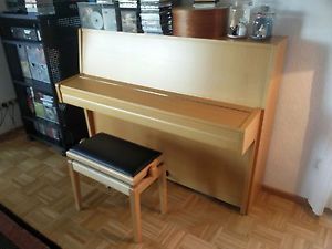Arnold Klavier Modell 110 Buche