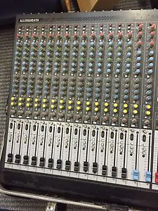 Allen & Heath Gl2400