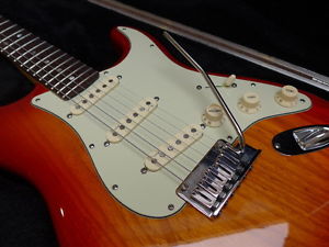 2009 Fender USA Stratocaster Deluxe in Antique Cherry Burst with r/w neck