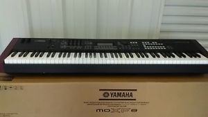 yamaha moxf8