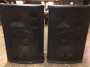 Behringer Eurolive B1520Pro