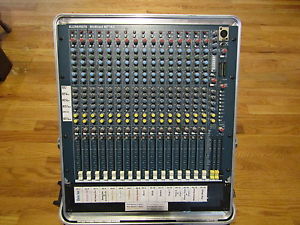 Allen & Heath Mix Wizard WZ 16:2 with Road Case
