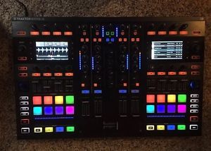 Native Instruments TRAKTOR KONTROL S8 - PERFECT CONDITION