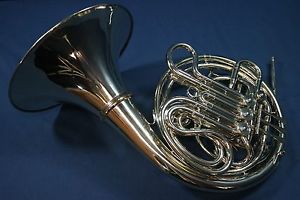 Conn 8DS (8D with Screw Bell) Double French Horn w/ Case and Mouthpiece