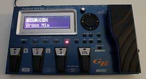 Roland GR-55 Guitar Synthesizer