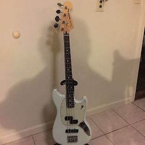 Fender Mustang Bass