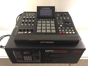 Akai MPC5000 MPC 5000 Drum Machine Sampler Excellent Condition Upgraded