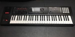 Roland FA-06 61-Key Workstation
