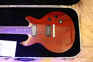 Gibson 2015 Les Paul Special Double Cutaway Electric Guitar - Heritage Cherry