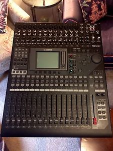 Yamaha 01V96i Digital Mixer USB2.0 Under 15 hrs use, low $