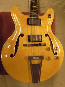 YAMAHA: Electric Guitar SA-60 USED