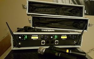 2 Line 6 XD-V70 (V75 Firmware) Digital Wireless Microphones w/ OSP 2U rack case