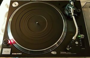 Technics Direct Drive Turntable SL-1210MK5