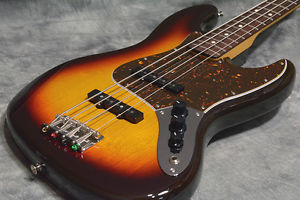 Fender Japan Exclusive Classic 60s Jazz Bass USA Pickups 3-Tone Sunburst 2015