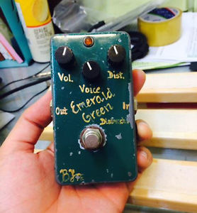 BJFE Emerald Green Distortion Effect Pedal Sweden Handmade Effects Matte Finish
