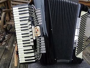 Noble  Accordion
