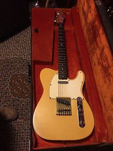 1972 Fender Telecaster - Butterscotch Blonde w/ Ebony fingerboard.!!
