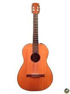 1960 Gibson C-1 Classical Guitar With Case