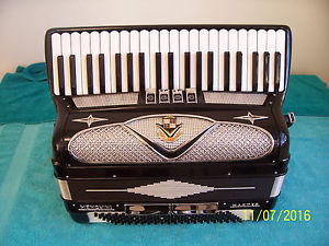 MENGHINI Master120 bass Black  Accordion 4 - 2 reg. Accordian VG Cond. Morbidoni