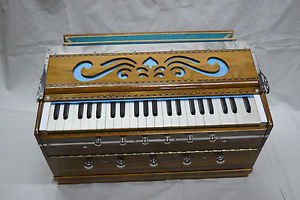 VERTICAL TEAK HARMONIUM~3 3/4 OCTAVE SHIP IN 24 HOURS