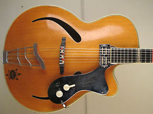 ♫ RARE BLONDE ARNOLD HOYER SOLIST,massive Decke. Archtop, vintage Jazzgitarre