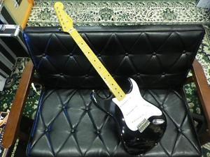 Fender Japan ST-57 BK 1994 Fujigen Used Electric Guitar w/Softcase