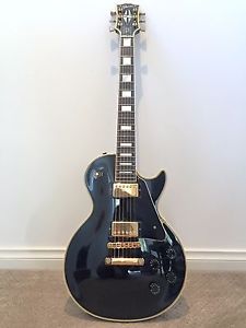 1999 Gibson Les Paul Custom Black Beauty in great condition