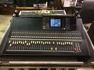 Yamaha LS9 32 With Road case