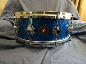 DW 5.5" x 14" Jazz Series snare in blue FinishPly