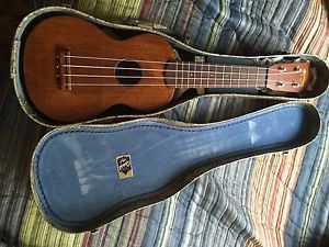 Vintage Soprano Martin Ukulele With Original Case. Great Shape! Make Offer.