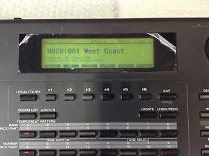 Roland XP-80 76-Key Synthesizer Music Workstation Keyboard Wroking Confirmed