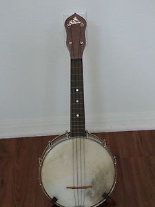 Gibson Banjo Uke