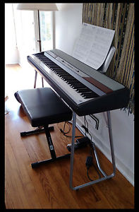 KORG SP 250 Keyboard Only excellent