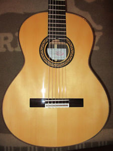 Amalio Burguet 3 classical guitar. Great instrument. Spruce, rosewood