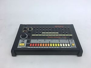 ROLAND TR-808  - Classic Drum Machine in Good condition.