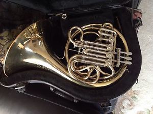 Corton (Lidl) F/Bb Full Double French Horn with Mouthpiece & SKB Case. Serviced.