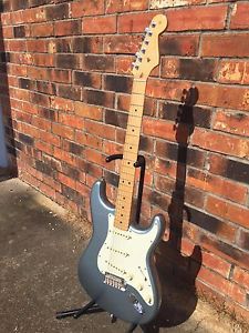 Mint Fender American Deluxe Plus Stratocaster MN Mystic Ice Blue with OHSC